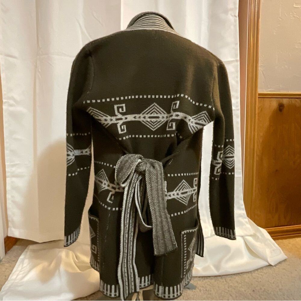 Dylan Tribal Inspired Cardigan Sweater - Picture 5 of 11